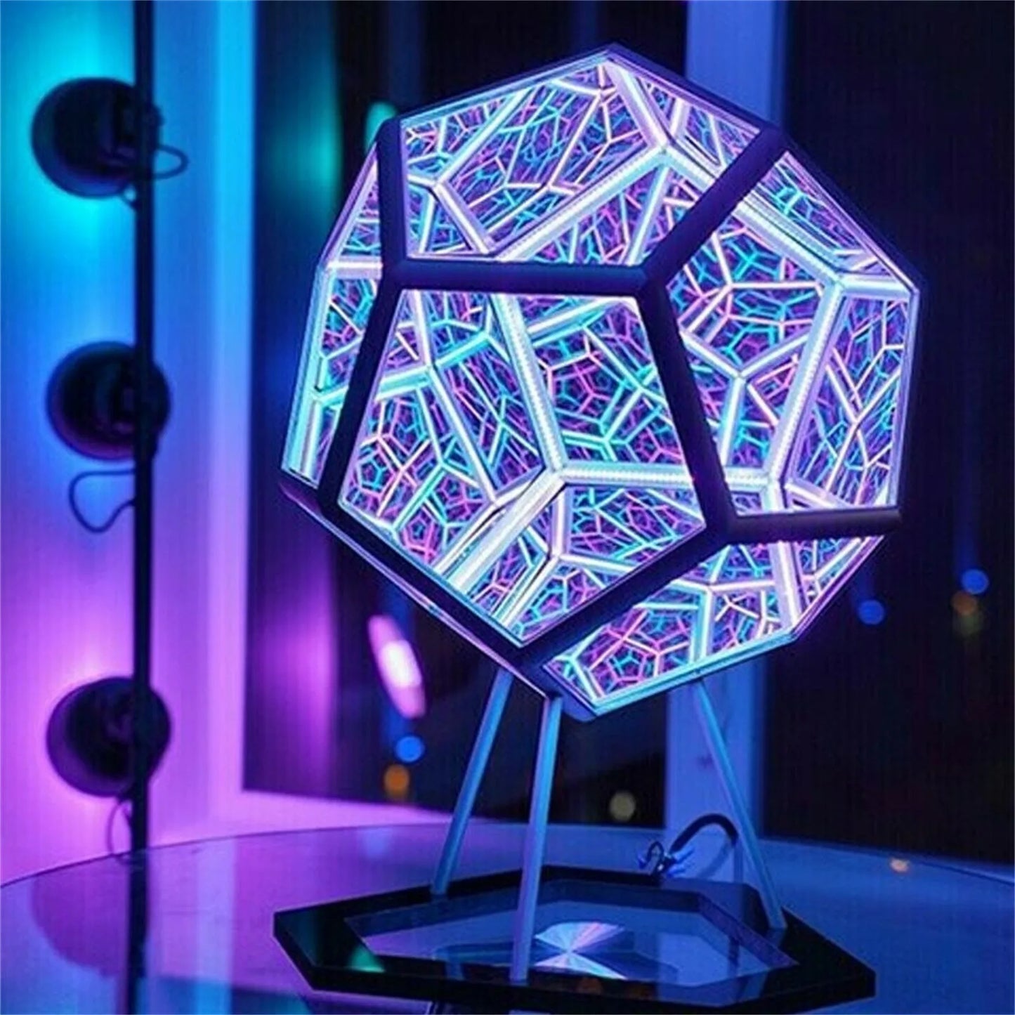 The Infinite Dodecahedron Lamp